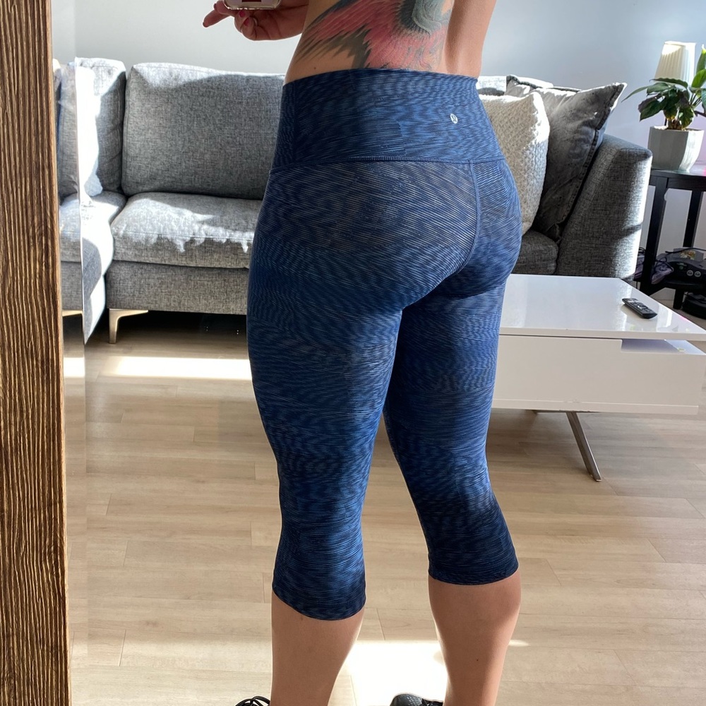 Lululemon Wunder Under, Luxtreme 19” Crop, sz 6